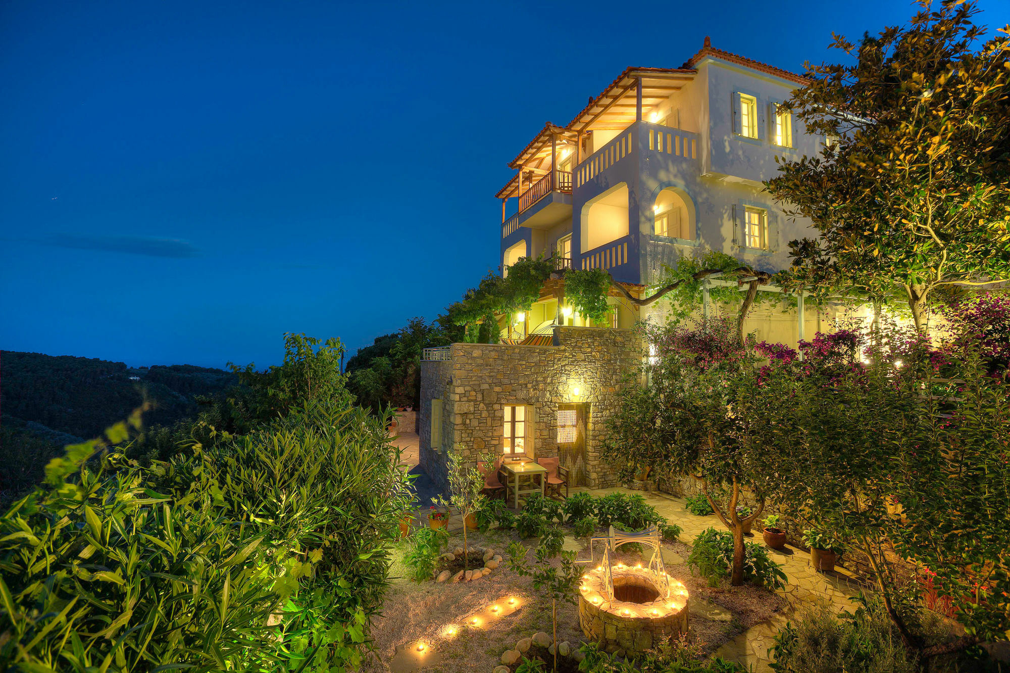 Konstantina Studios Alonnisos Town Bagian luar foto