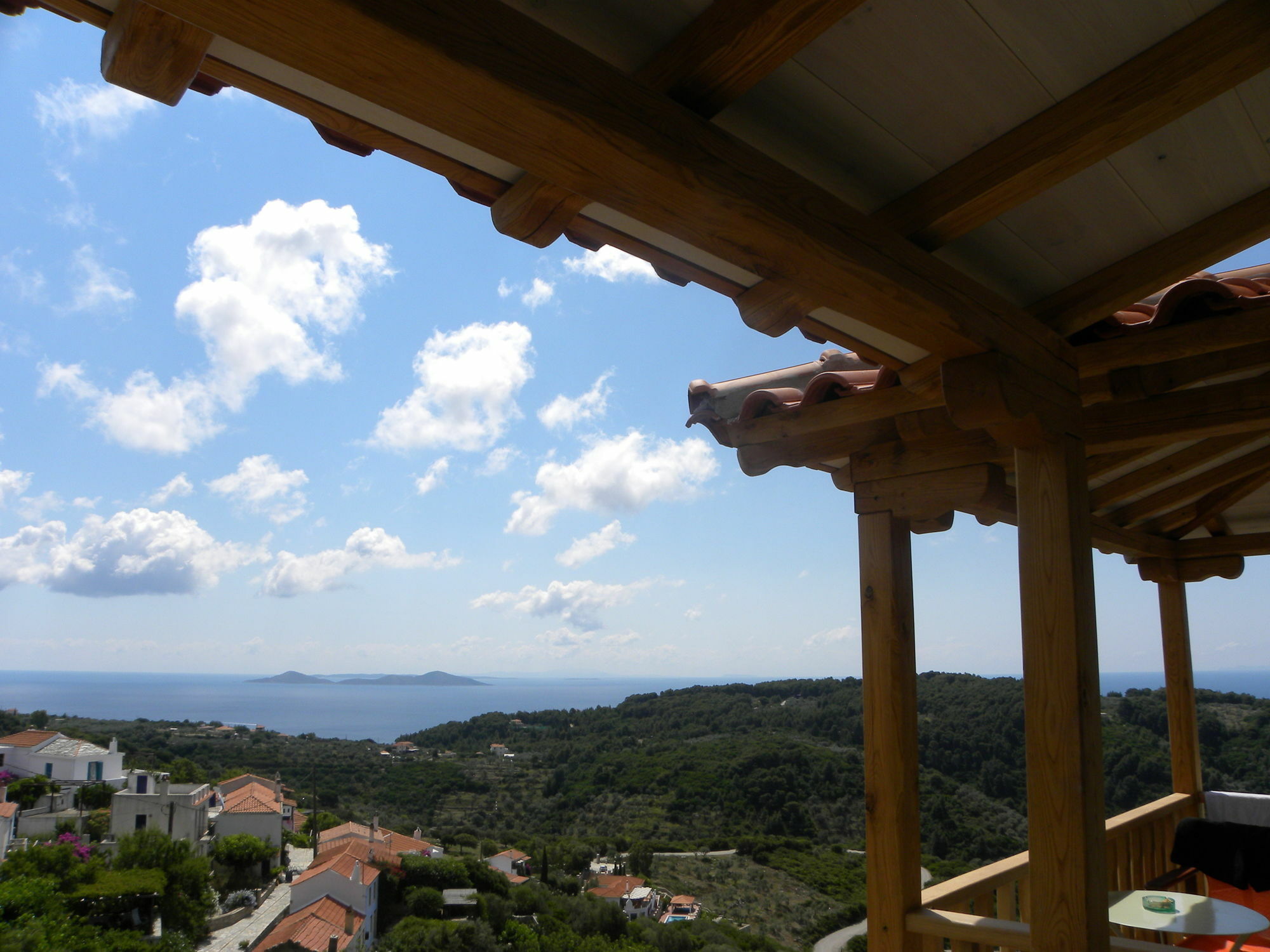 Konstantina Studios Alonnisos Town Bagian luar foto