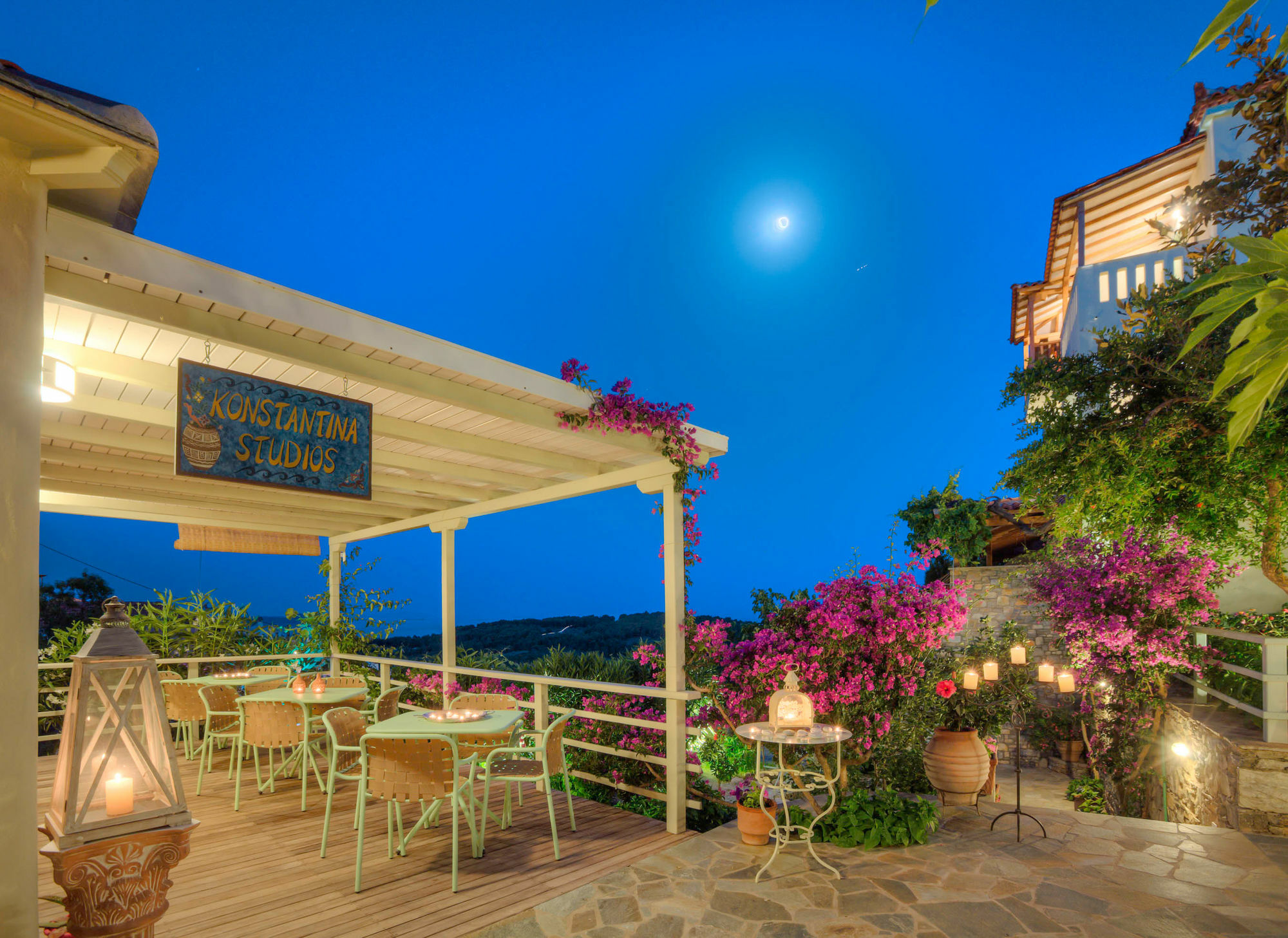 Konstantina Studios Alonnisos Town Bagian luar foto