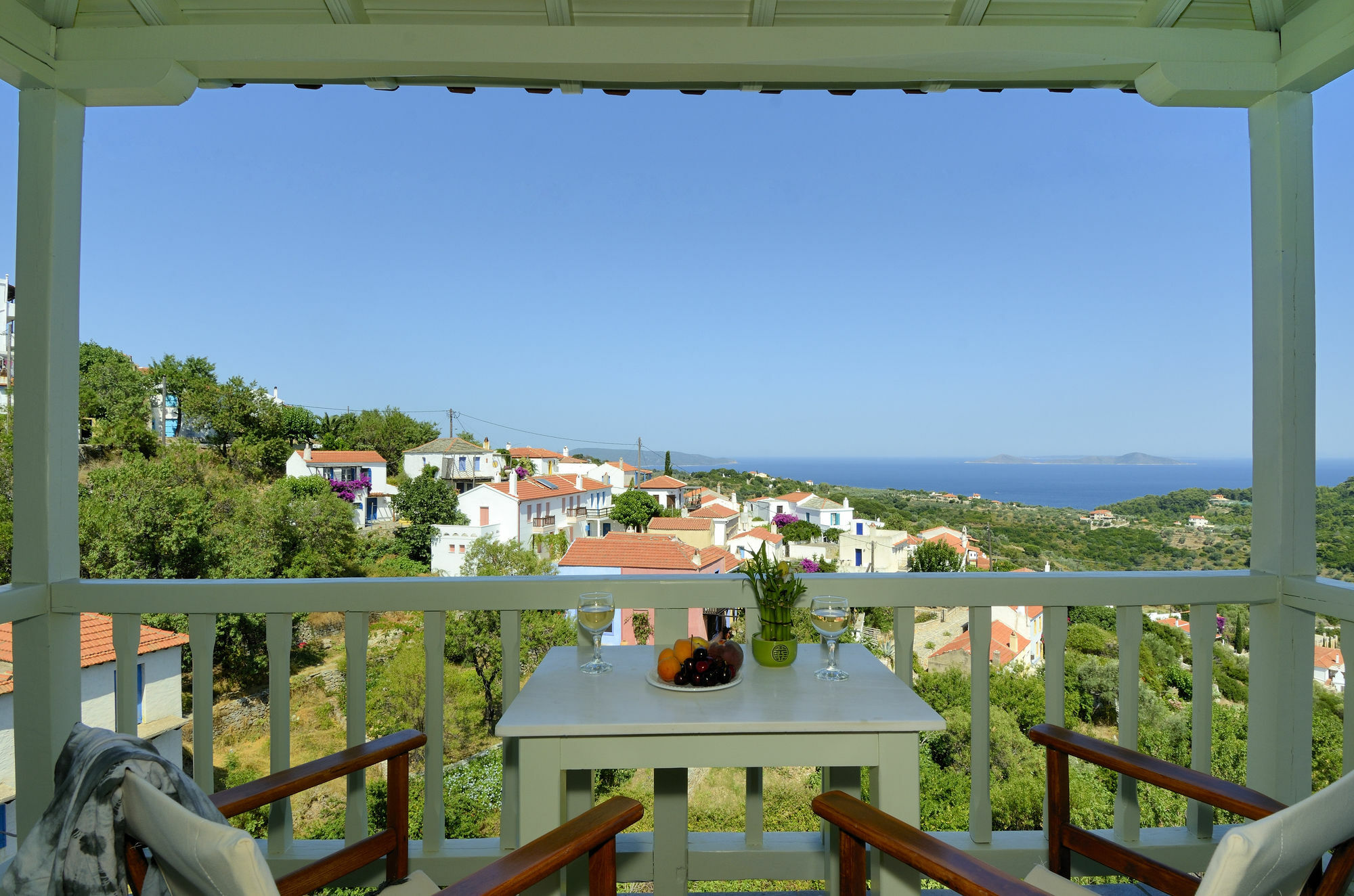 Konstantina Studios Alonnisos Town Bagian luar foto