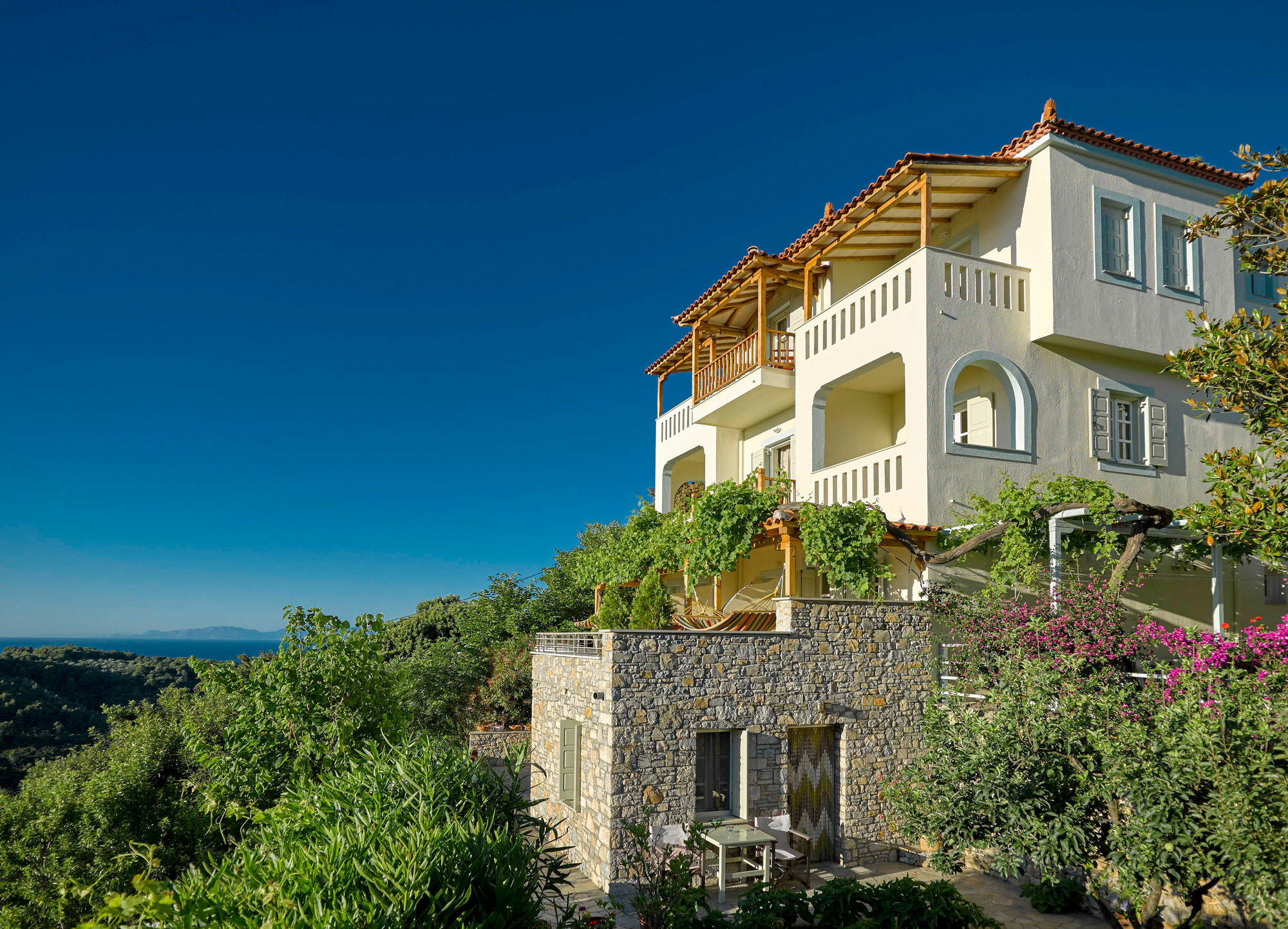 Konstantina Studios Alonnisos Town Bagian luar foto